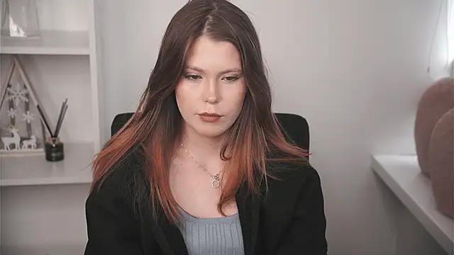 MarnieWootan online show from 02-26-26, 04:45