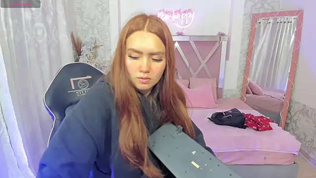 SABRIINA TAY online show from 04-18-26, 11:45