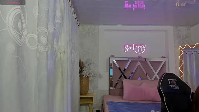 SABRIINA TAY online show from 04-13-26, 11:47