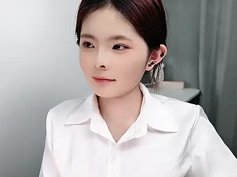 Snapshot of cherry-_-cherry chatting on 02-28-26, 02:11 cherry- -cherry online show from 02-28-26, 02:11