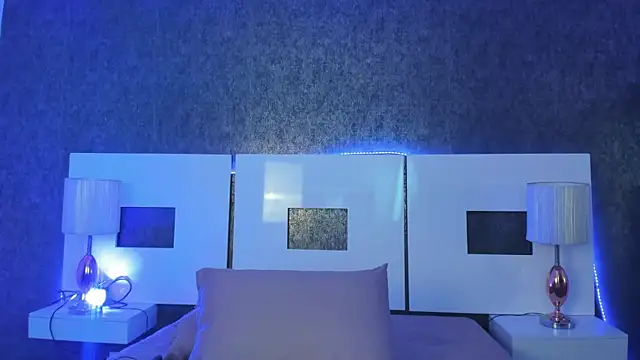 Snapshot of LilianFerrara chatting on 02-12-26, 08:19 LilianFerrara online show from 02-12-26, 08:19