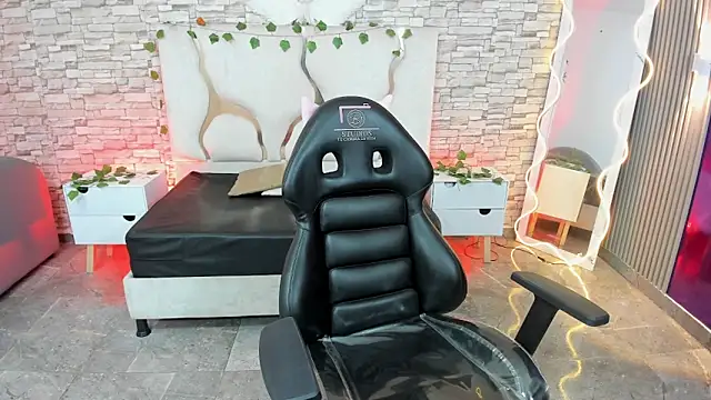 TINY TAY online show from 04-13-26, 11:25