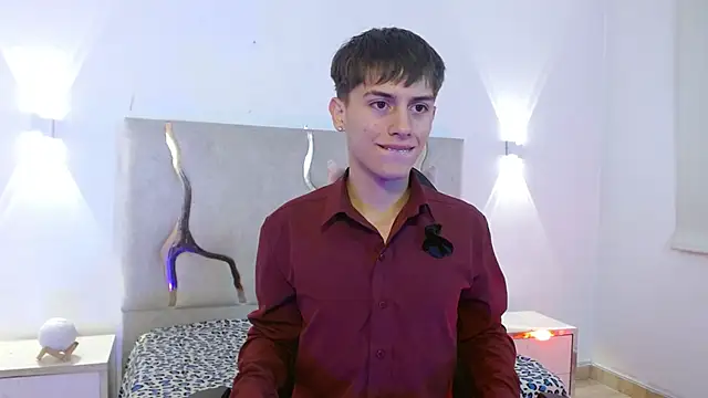 EVAN TAY online show from 02-15-26, 03:18