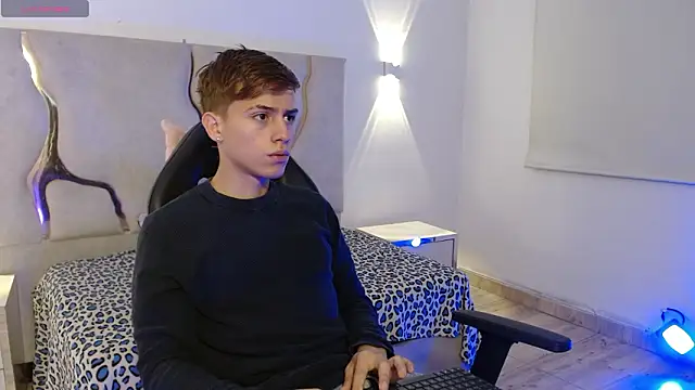 EVAN TAY online show from 03-14-26, 03:34