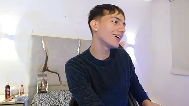 EVAN TAY online show from 02-07-26, 07:11