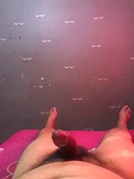 Snapshot of InstantPigweed chatting on 02-23-26, 06:30 InstantPigweed online show from 02-23-26, 06:30