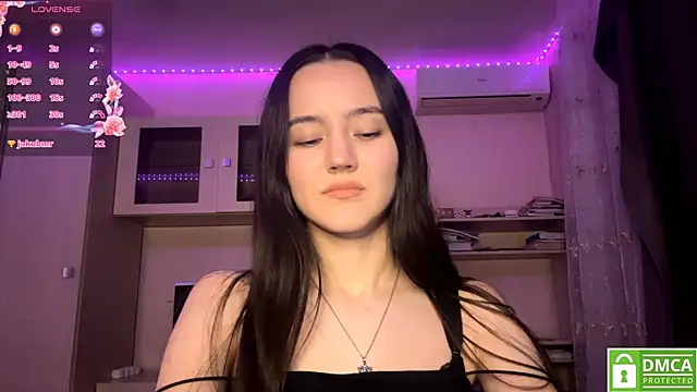 Kiaicatie online show from 06-17-26, 05:34