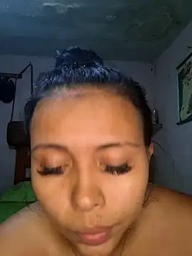 Daniela Cruz  online show from 04-18-26, 05:48