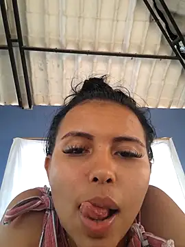 Daniela Cruz  online show from 03-31-26, 03:58