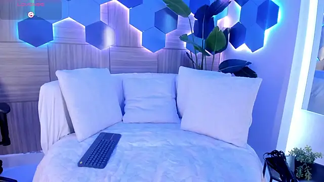 KatyaKozlov online show from 02-13-26, 07:58