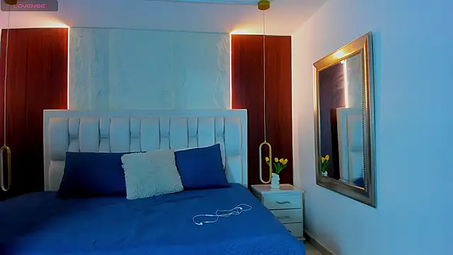 Anita23   online show from 04-08-26, 04:47