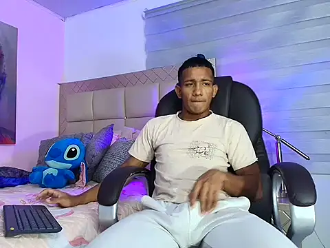 Snapshot of ricky_spensar23cm_ chatting on 02-05-26, 02:07 ricky spensar23cm online show from 02-05-26, 02:07