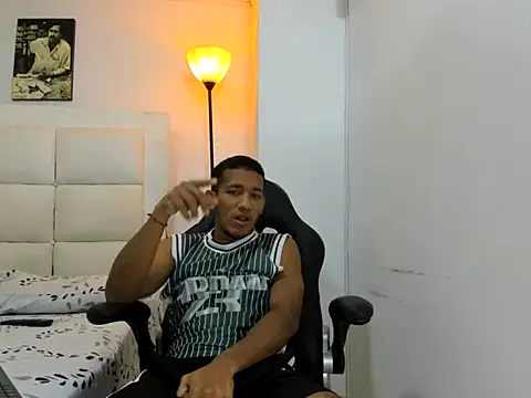 Snapshot of ricky_spensar23cm_ chatting on 02-14-26, 02:12 ricky spensar23cm online show from 02-14-26, 02:12