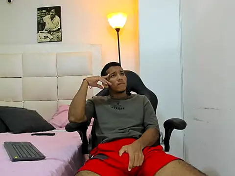 Snapshot of ricky_spensar23cm_ chatting on 02-15-26, 02:12 ricky spensar23cm online show from 02-15-26, 02:12