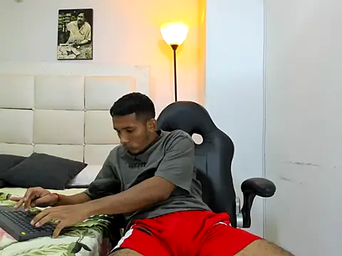 Snapshot of ricky_spensar23cm_ chatting on 02-10-26, 02:10 ricky spensar23cm online show from 02-10-26, 02:10