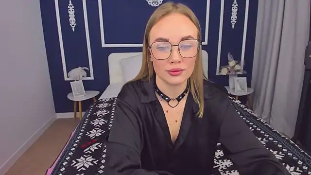 AnnaWillowX online show from 02-28-26, 01:33