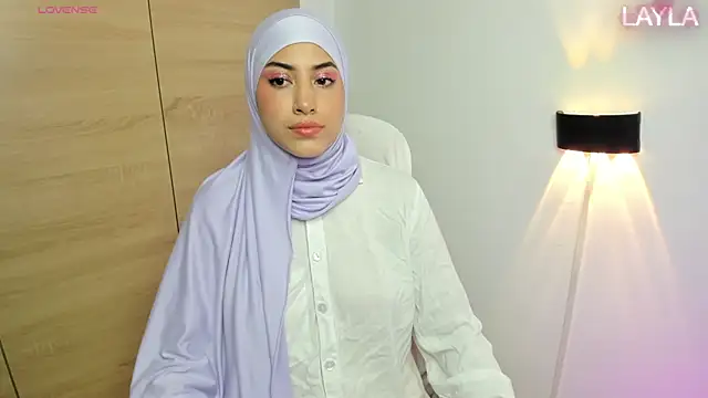 LAY LA  online show from 02-05-26, 11:11