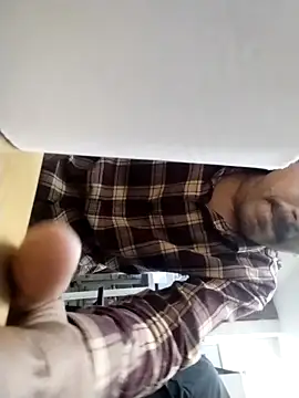 Snapshot of manishk0 chatting on 02-05-26, 08:26 manishk0 online show from 02-05-26, 08:26