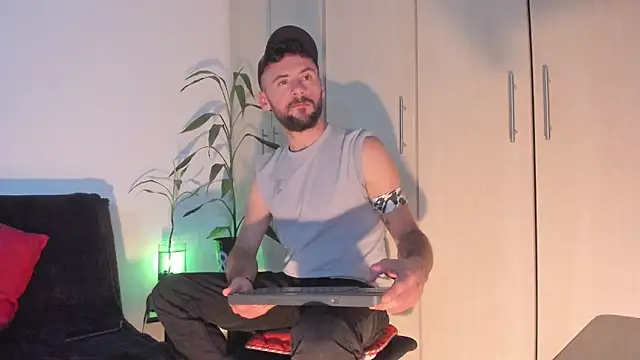 Erickpritz xh online show from 04-14-26, 02:27