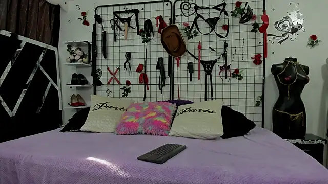 Snapshot of playful-girls chatting on 02-17-26, 01:41 playful-girls online show from 02-17-26, 01:41