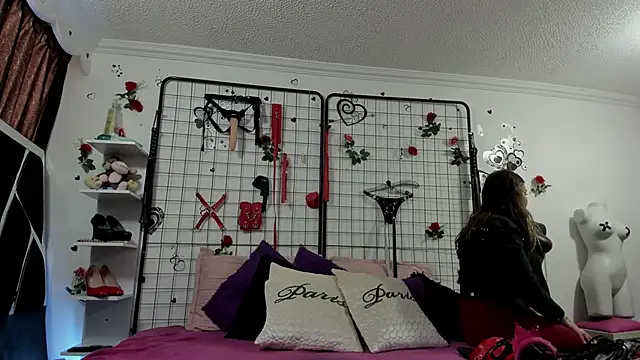 Snapshot of playful-girls chatting on 02-11-26, 01:44 playful-girls online show from 02-11-26, 01:44