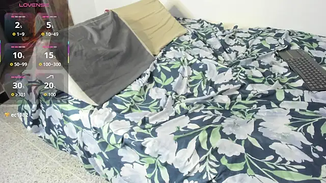 Snapshot of Vlad__night chatting on 02-20-26, 06:26 Vlad night online show from 02-20-26, 06:26