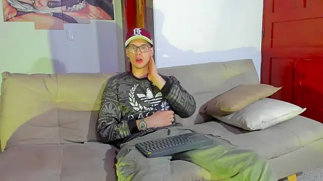 Snapshot of Vlad__night chatting on 02-05-26, 11:39 Vlad night online show from 02-05-26, 11:39