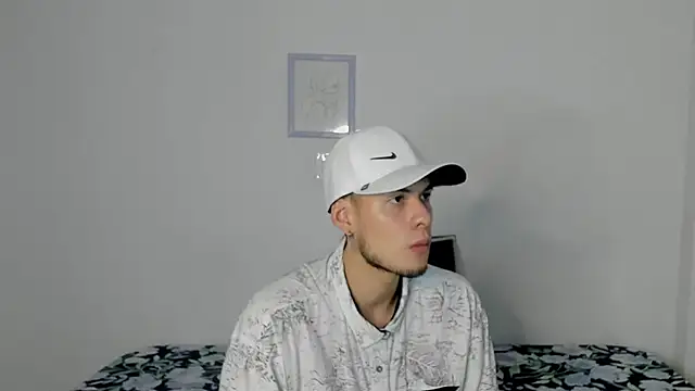 Snapshot of Vlad__night chatting on 02-20-26, 03:14 Vlad night online show from 02-20-26, 03:14