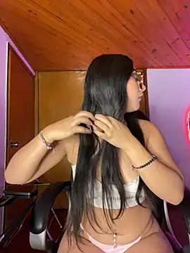 Snapshot of Violetta_pinkk1 chatting on 02-06-26, 04:08 Violetta pinkk1 online show from 02-06-26, 04:08