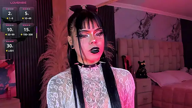 SweetDevil 7 online show from 06-27-26, 04:02