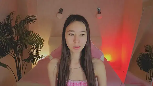 Snapshot of Nicole_Brownie chatting on 06-04-26, 12:48 Nicole Brownie online show from 06-04-26, 12:48