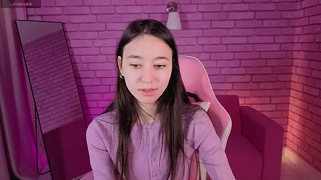 Nicole Brownie online show from 03-24-26, 12:43