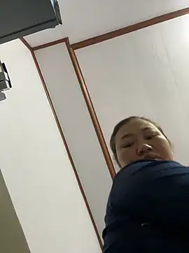 Puka2001 online show from 02-11-26, 06:19