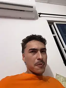 vanilla Kush online show from 02-05-26, 03:02