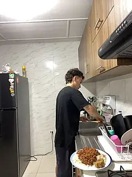 vanilla Kush online show from 02-10-26, 09:41