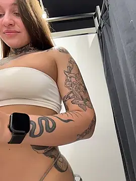 Snapshot of KishaMur chatting on 02-14-26, 03:29 KishaMur online show from 02-14-26, 03:29