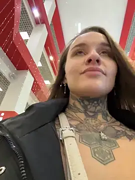 Snapshot of KishaMur chatting on 02-19-26, 04:31 KishaMur online show from 02-19-26, 04:31