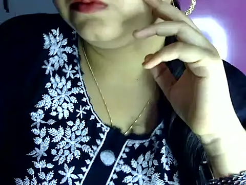 Cute Aliyaa online show from 06-30-26, 01:55