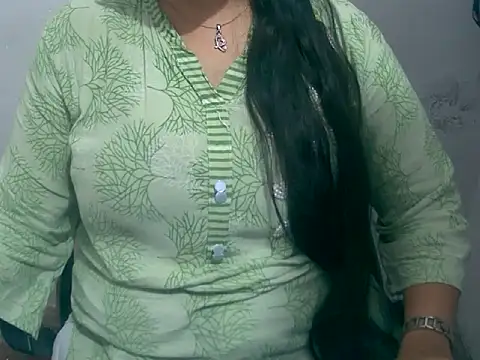 Cute Aliyaa online show from 03-11-26, 10:42