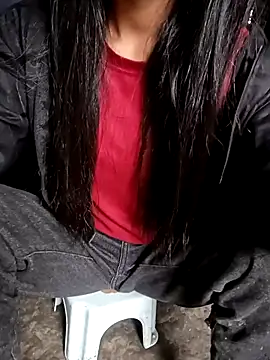Snapshot of Hoa-tuylip chatting on 05-12-26, 12:51 Hoa-tuylip online show from 05-12-26, 12:51