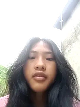 Snapshot of Hoa-tuylip chatting on 05-06-26, 11:09 Hoa-tuylip online show from 05-06-26, 11:09