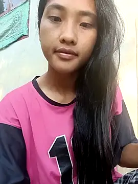 Snapshot of Hoa-tuylip chatting on 05-26-26, 12:09 Hoa-tuylip online show from 05-26-26, 12:09