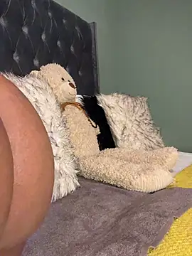 Hot Mess18 online show from 02-06-26, 07:54