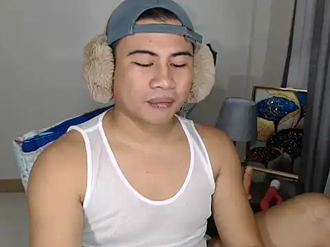 Snapshot of beraldick chatting on 02-08-26, 10:35 beraldick online show from 02-08-26, 10:35