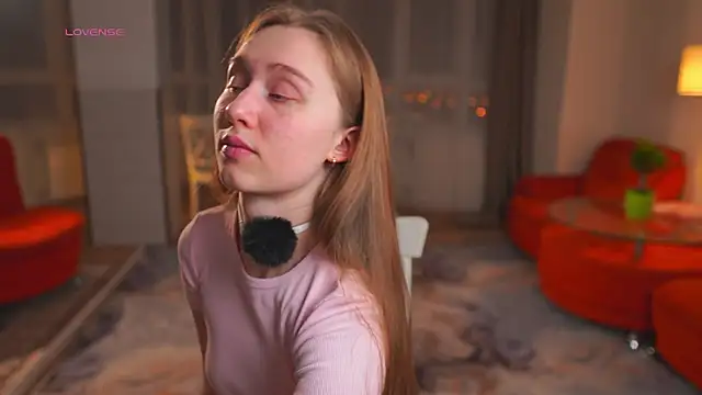 SharaNewbern online show from 03-10-26, 02:32