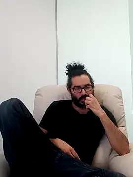 Batou1683 online show from 02-06-26, 01:07