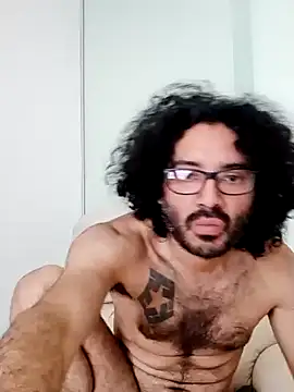 Snapshot of Batou1683 chatting on 04-23-26, 12:22 Batou1683 online show from 04-23-26, 12:22