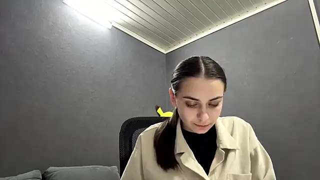 SarahHeadly online show from 02-16-26, 01:10