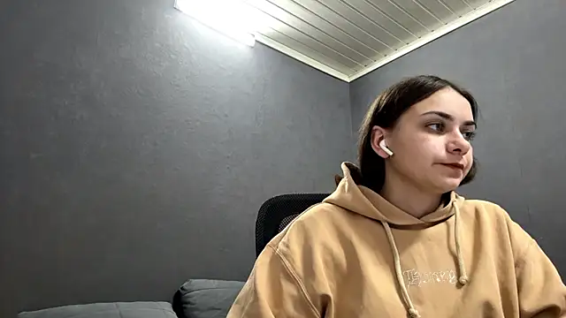 SarahHeadly online show from 02-17-26, 01:08