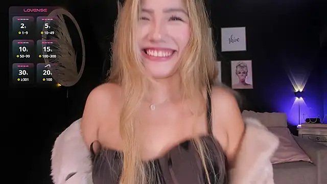 Isa cortes  online show from 03-27-26, 01:56